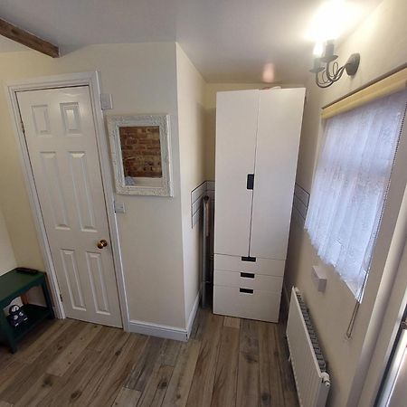 Salisbury Guest House - Free Parking York Bagian luar foto