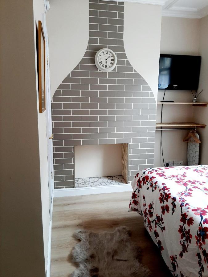 Salisbury Guest House - Free Parking York Bagian luar foto