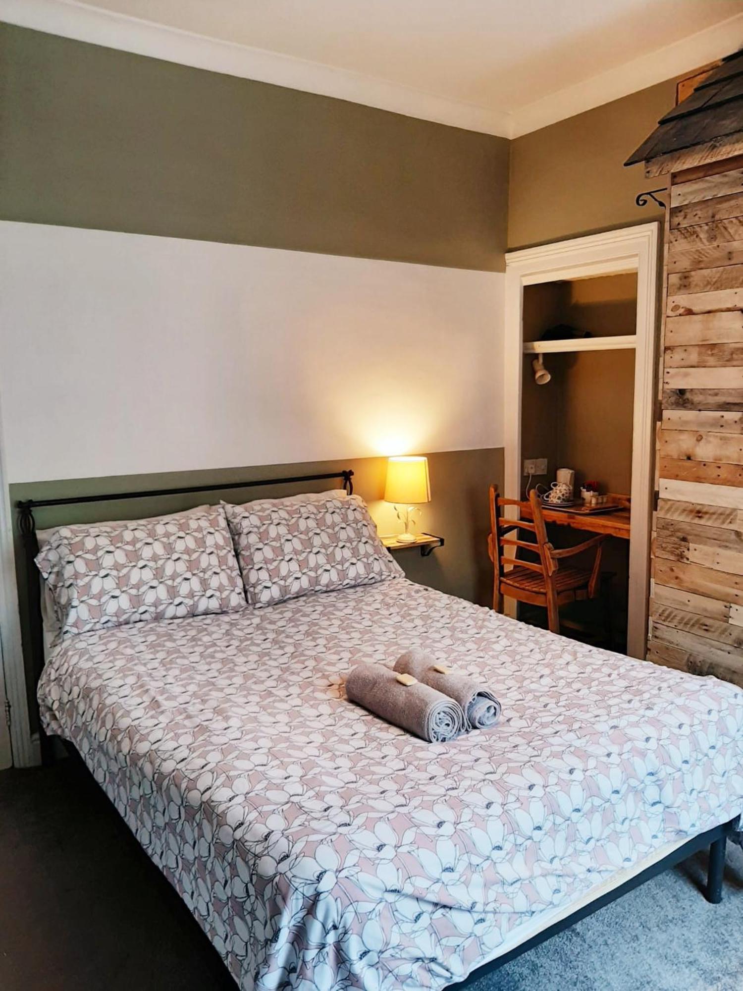 Salisbury Guest House - Free Parking York Bagian luar foto
